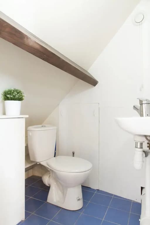 Rue Montorgeuil Area Private Apartment - photo 13