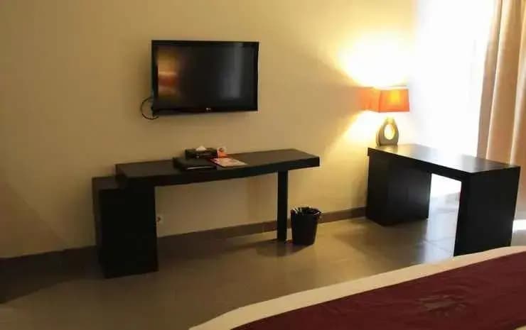 100 Sunset Hotel - photo 6