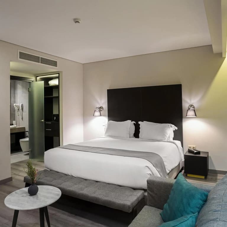 Lozenge Hotel - photo 32