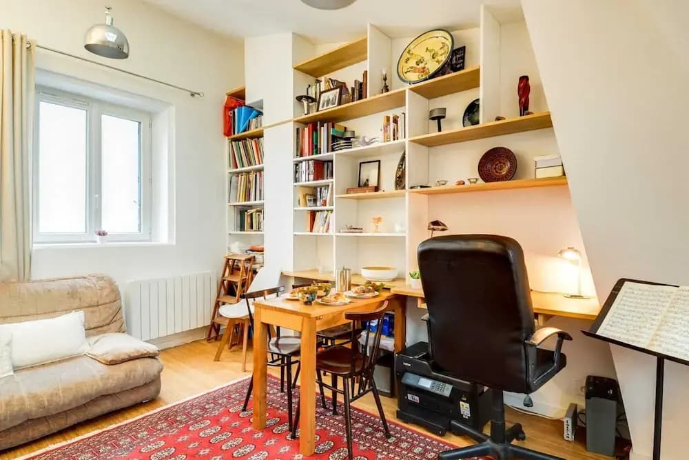 Book-lovers Abode in the 4th Arrondissement - photo 8