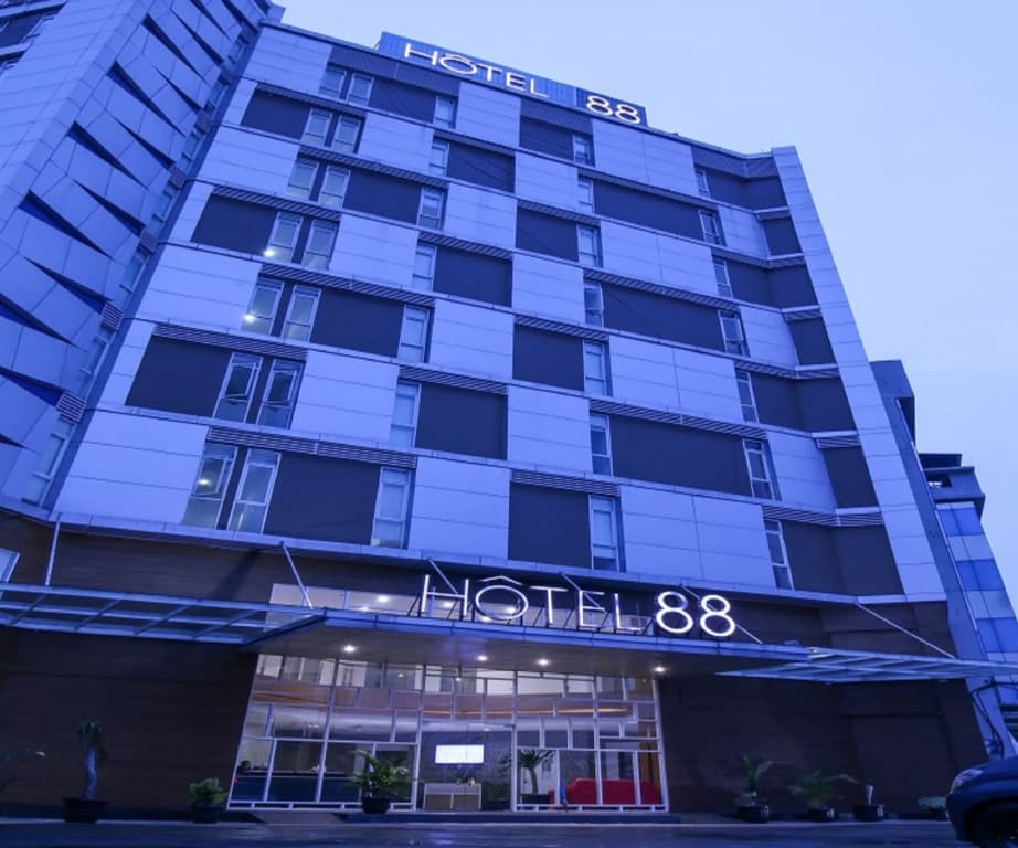 Hotel 88 Kedoya Jakarta - main photo