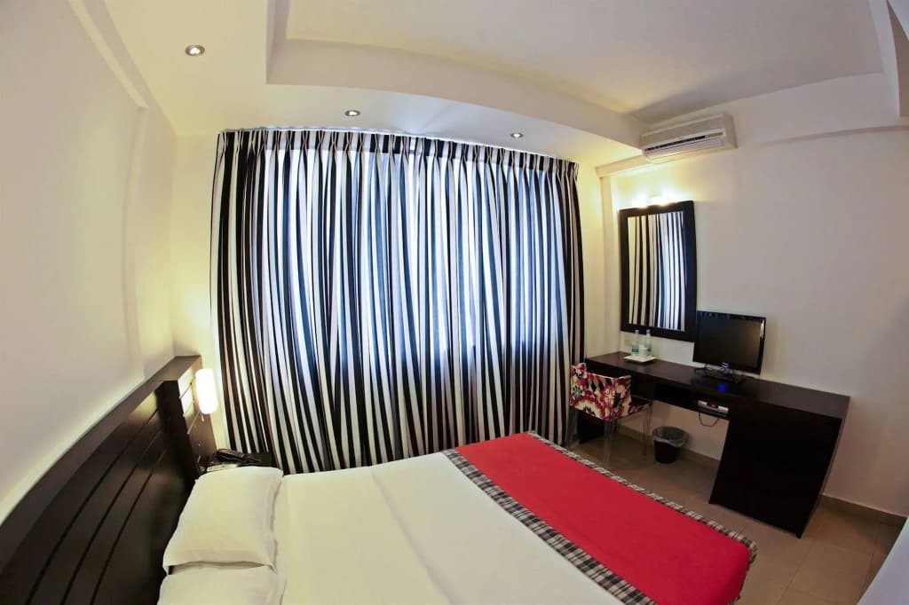 Clock Inn Colombo - photo 3