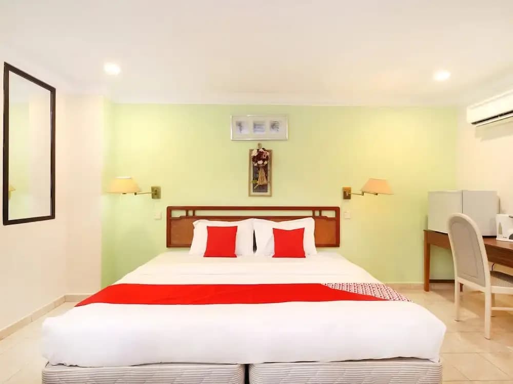 OYO 775 Hotel Sahara Inn - photo 3