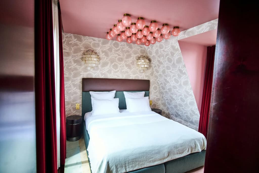Hôtel du Rond-Point des Champs-Élysées - photo 24
