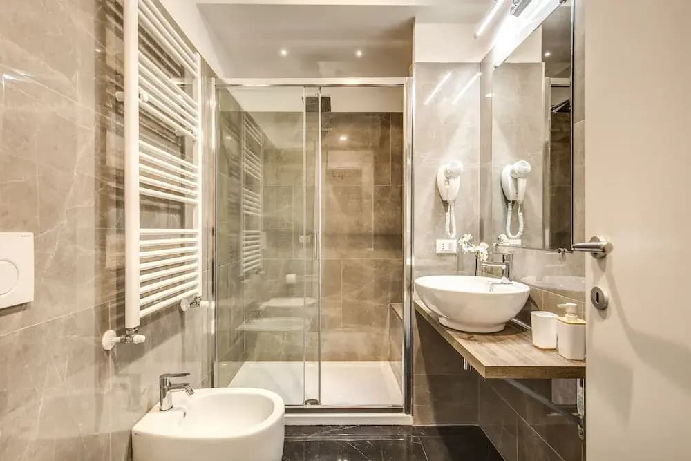 River Luxury Suites - photo 8