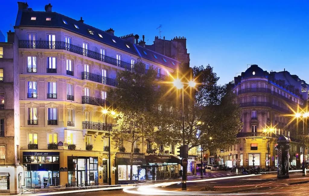 Hotel Plaza Elysées - photo 1