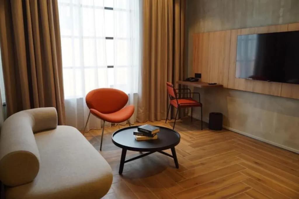 The Graph Hotel - photo 6
