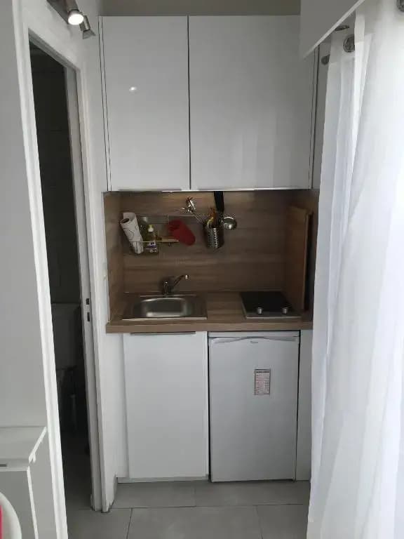 Studio carré d'or situé à 50 m de la plage - photo 17