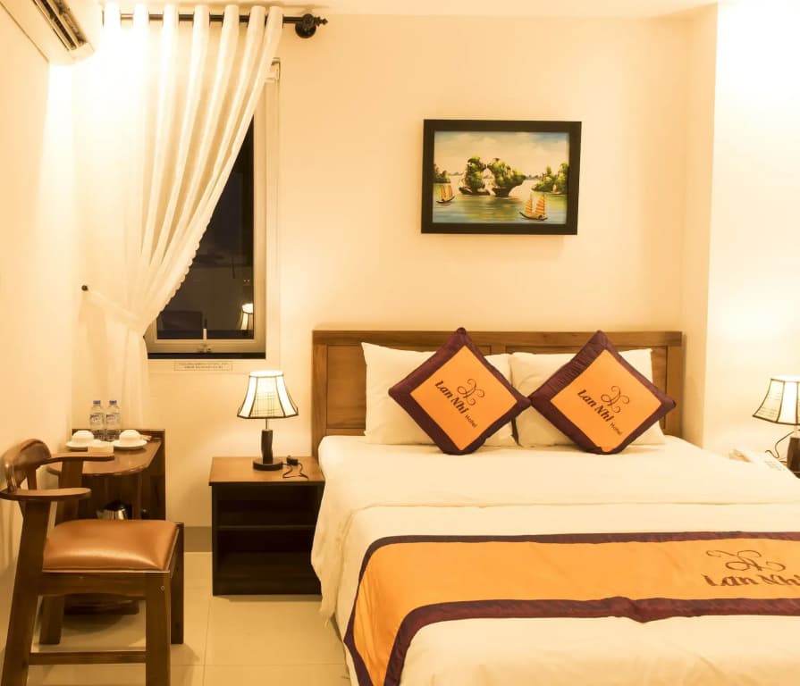 ELC Beach Hotel - photo 6