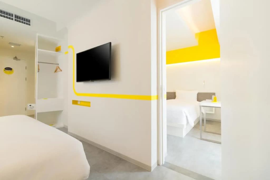 YELLO Hotel Kuta Beachwalk Bali - photo 34
