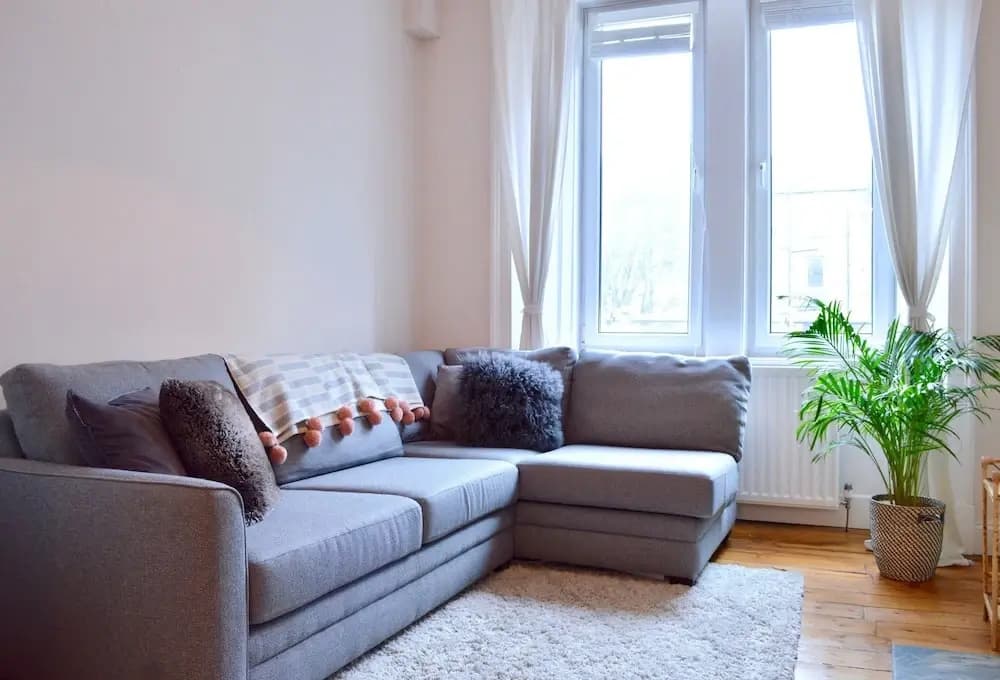 1 Bedroom Flat In Edinburgh - photo 2