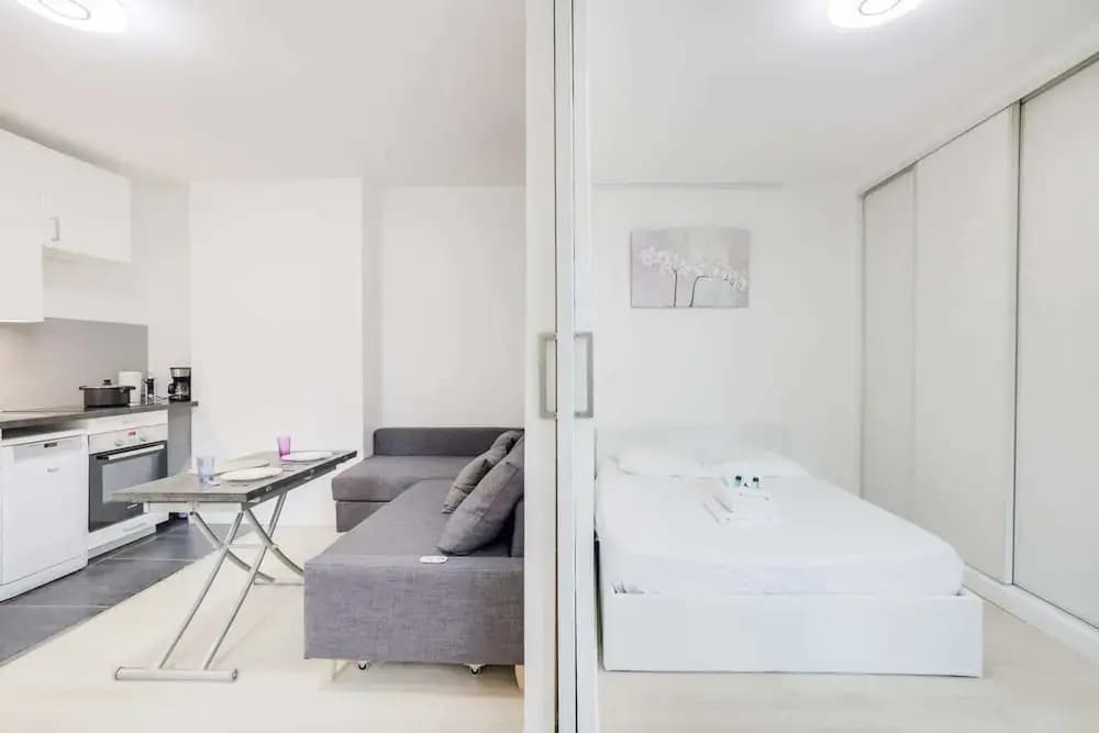 Minimalist Apartment in Rue Hippolyte - 14th Arrondissement - main photo