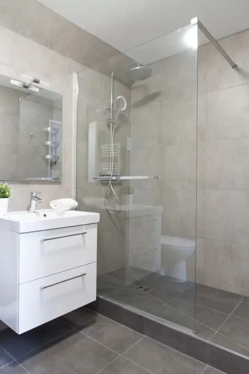 Rue Montorgeuil Area Private Apartment - photo 15