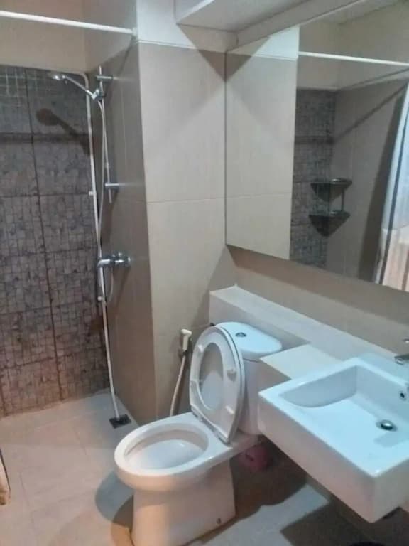 GP Plaza Apartment - photo 7
