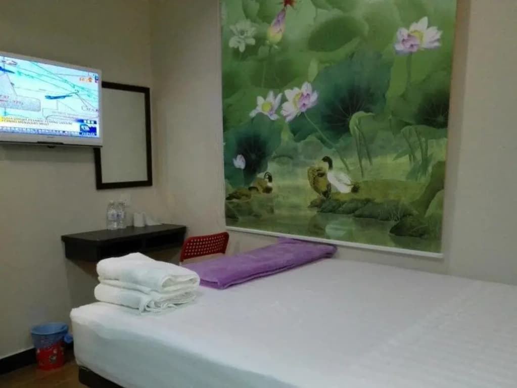 The 16 Hotel - photo 2