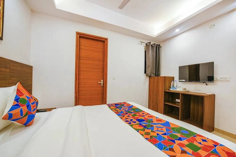 Fabhotel Sparkling - photo 4