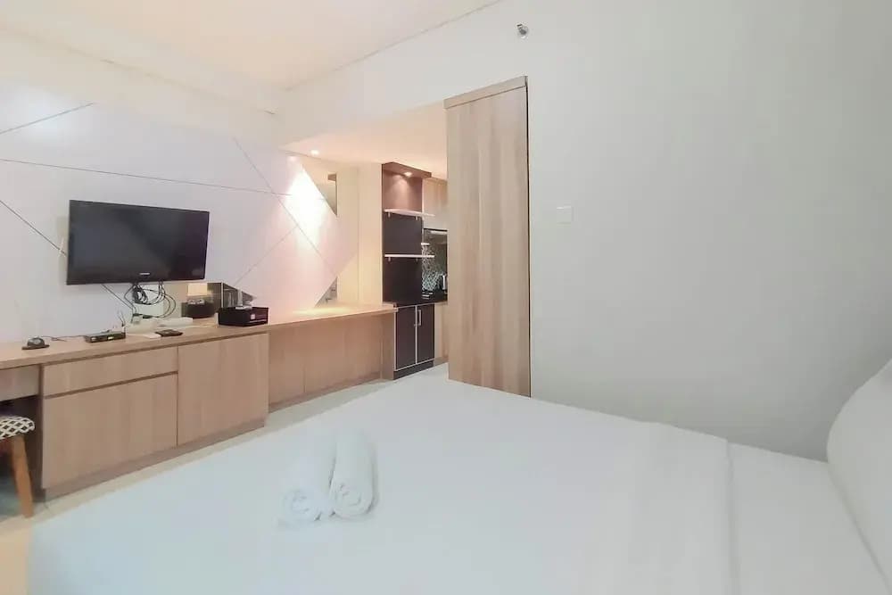 Best Deal And Comfy Tamansari Sudirman Studio Apartment - photo 5