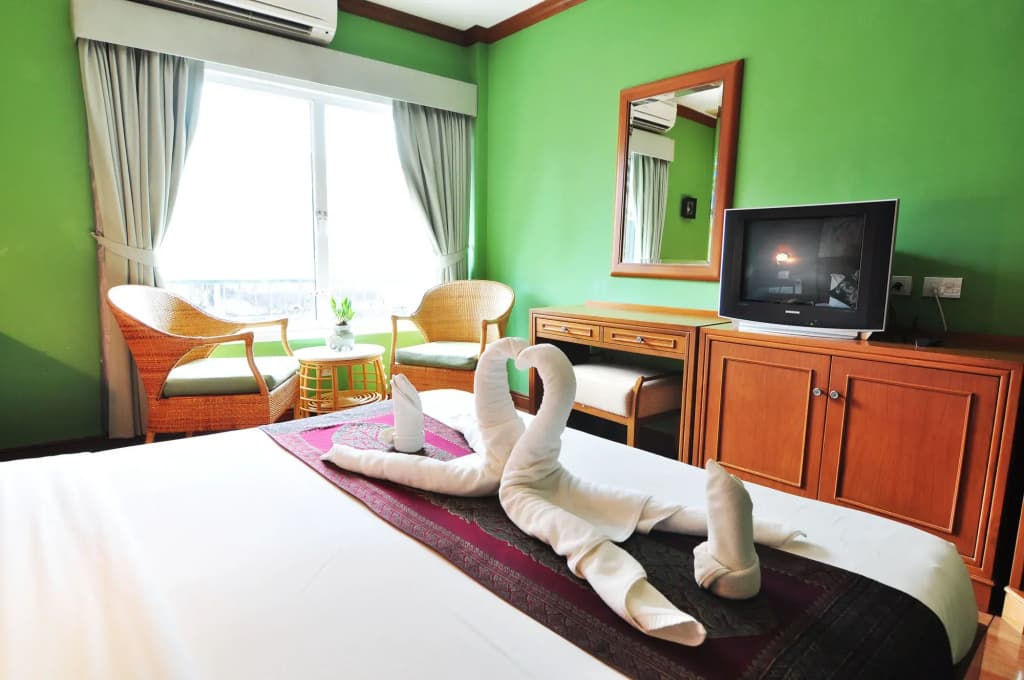 Baan Sukhumvit Soi 18 - photo 5