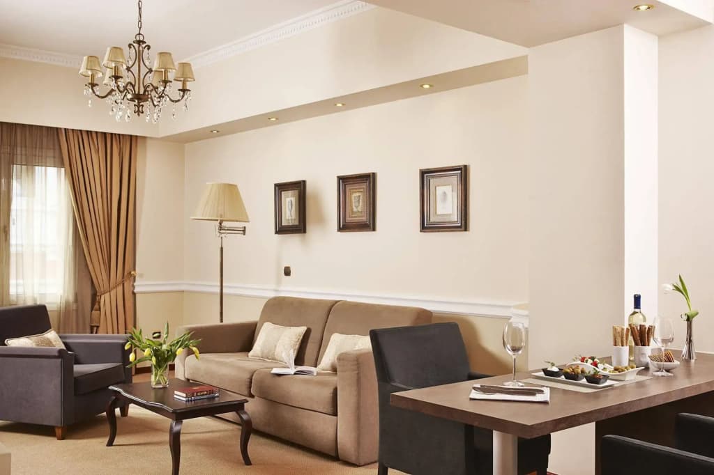 AVA Hotel & Suites - photo 13