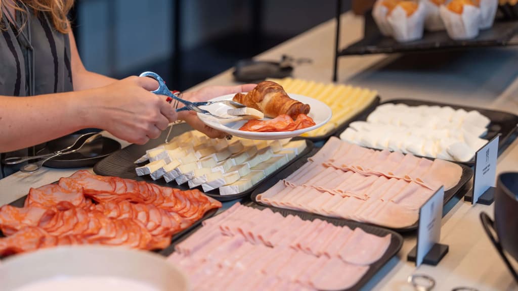 Holiday Inn Express and Suites Lisbon Principe Real by IHG - photo 13
