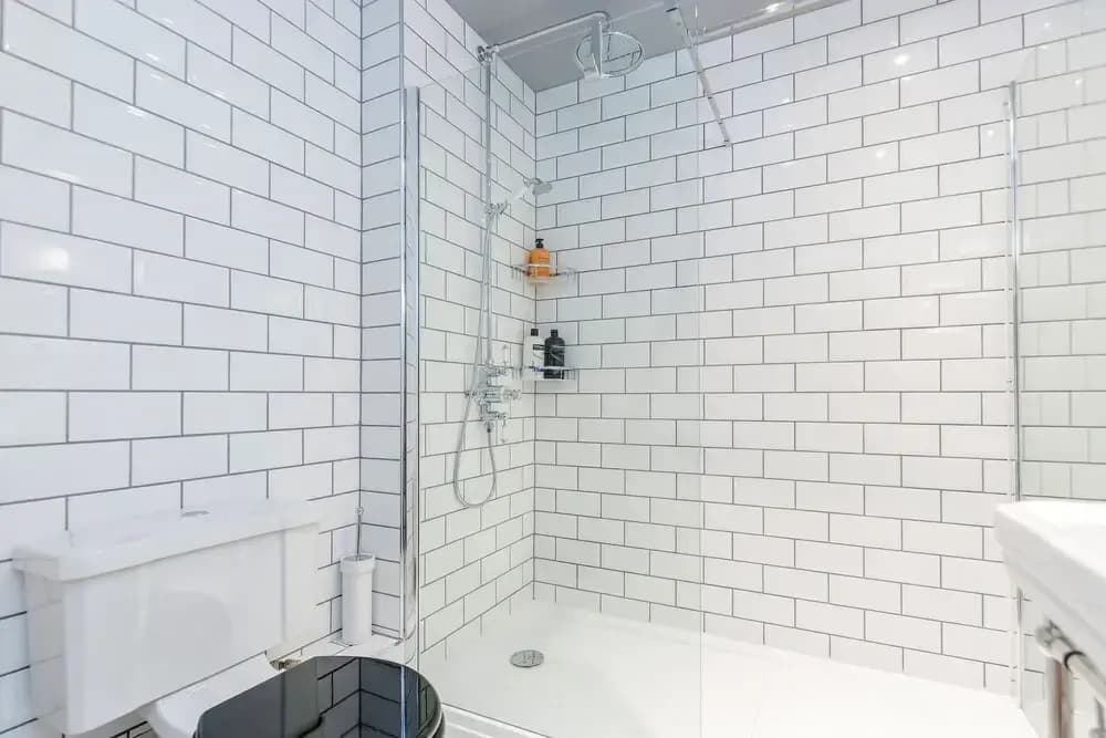 Hoxton 2 Bed Apartment by BaseToGo - photo 7