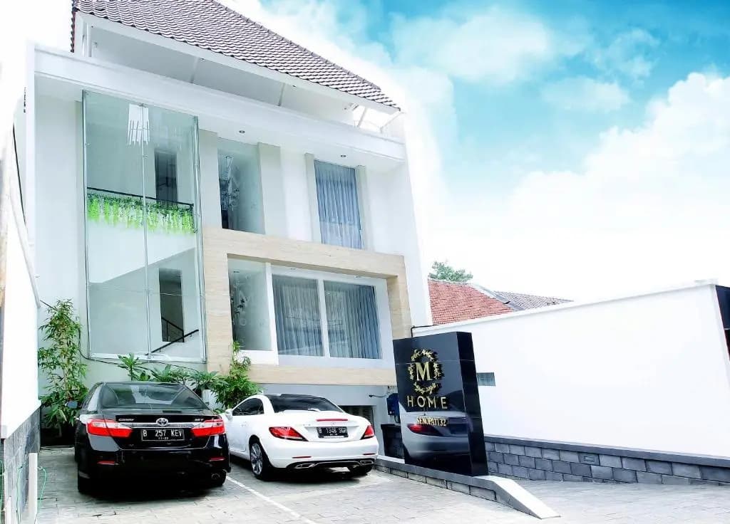 M Home - main photo