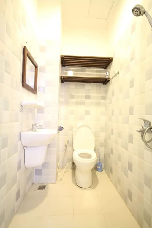 Smiley Apartment 13 - Adults Only - photo 7