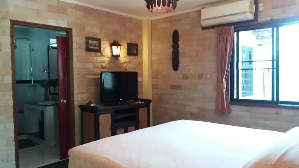 Baan Laksee Pool Villa - photo 3