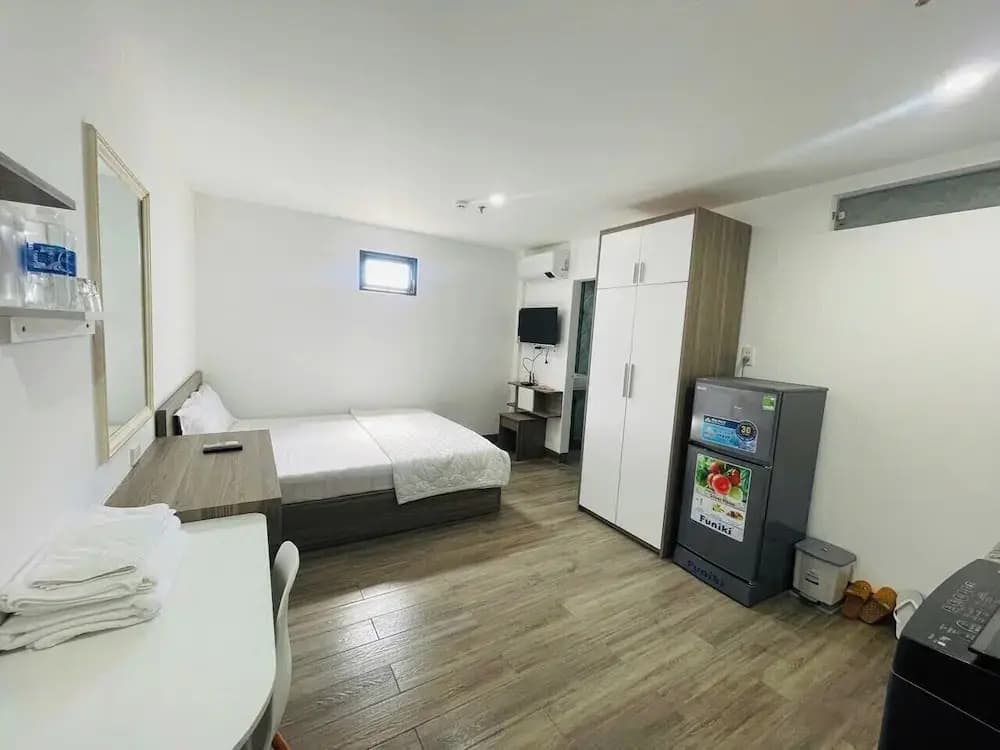Royal Hotel & Apartment - photo 6