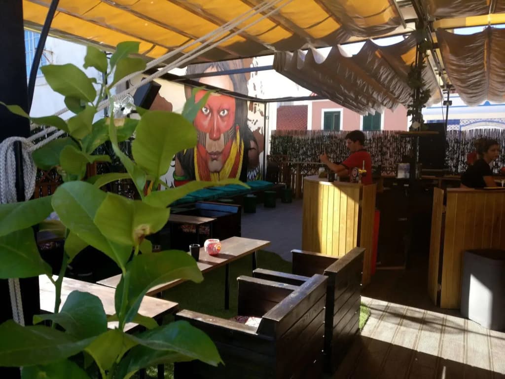 Al-Ushbuna Residence & Hostel - photo 16