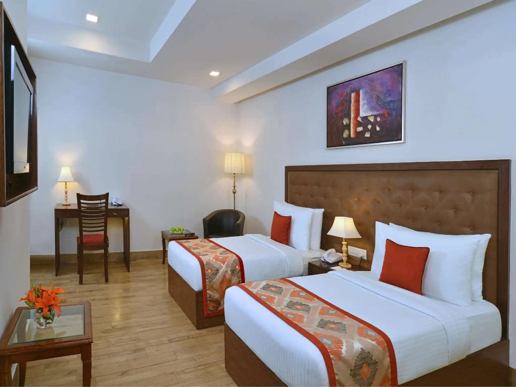 Taurus Sarovar Portico - photo 4
