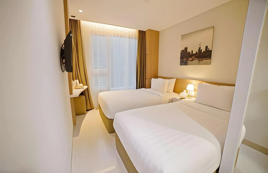 Hotel Dharmein - photo 24