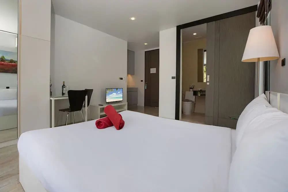 Lovely Pool Villa UTK B2 near Kata Beach - photo 5