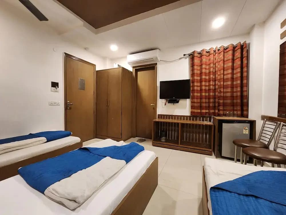 Hotel Arina Inn - photo 6