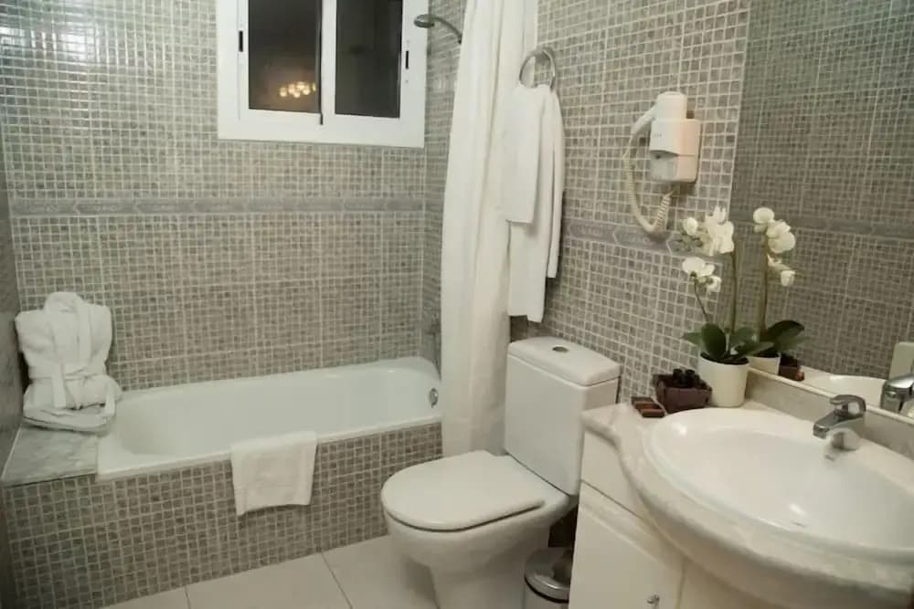Lodgers Choice Rentals - photo 7