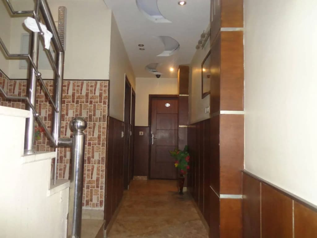 Hotel Guruvas Inn - photo 13