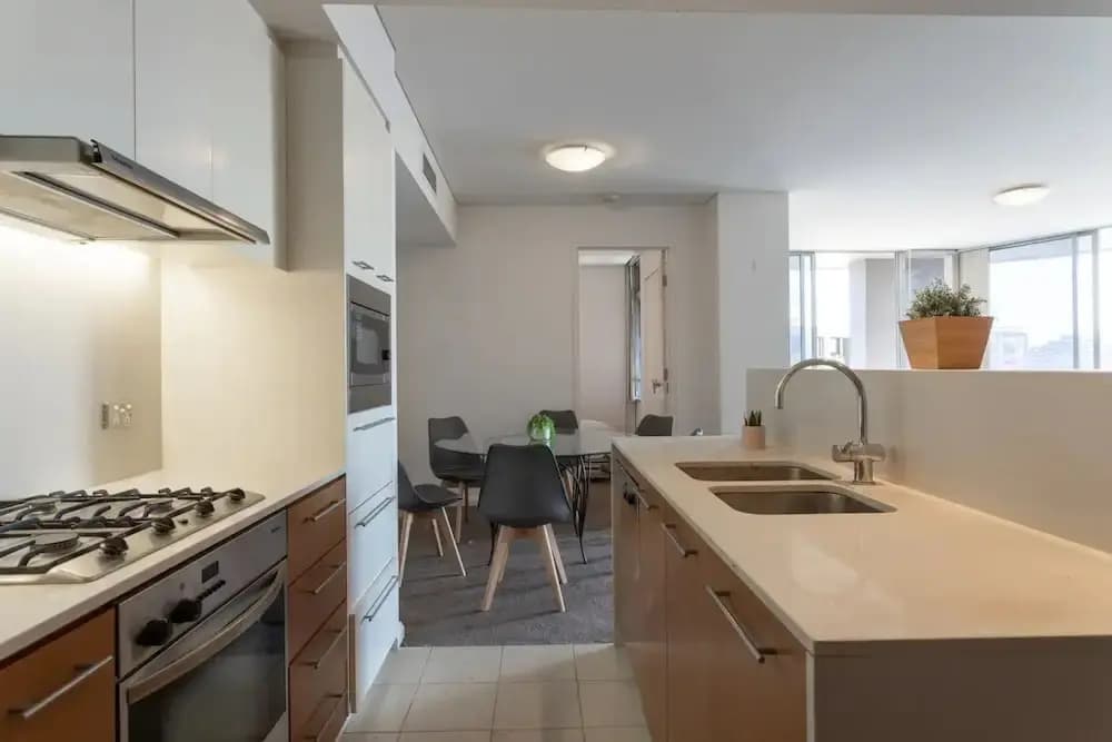Modern Harbourside Apartment With A View - photo 12