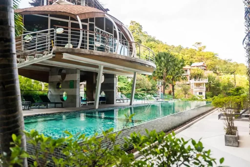 Emerald Terrace Apartments by Lofty - photo 3
