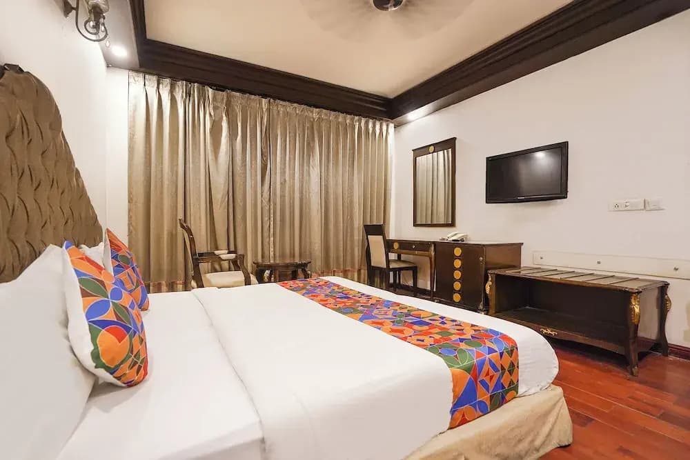 Fabhotel Nfc Royale - photo 4