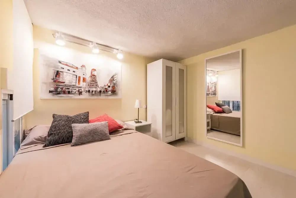 Apartamento Loft Conde Duque 2 - photo 4