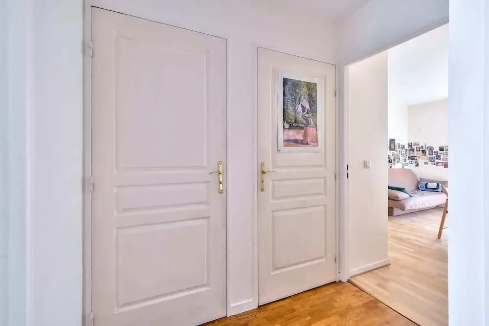 Nice 2 Room Apartment in Paris - photo 4