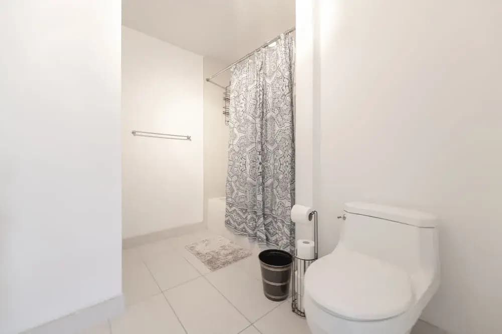 Miami World Rental - Midtown 820 - photo 8