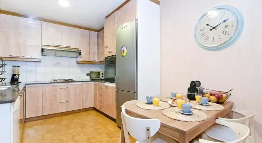BCN Aveneu Apartments - photo 7