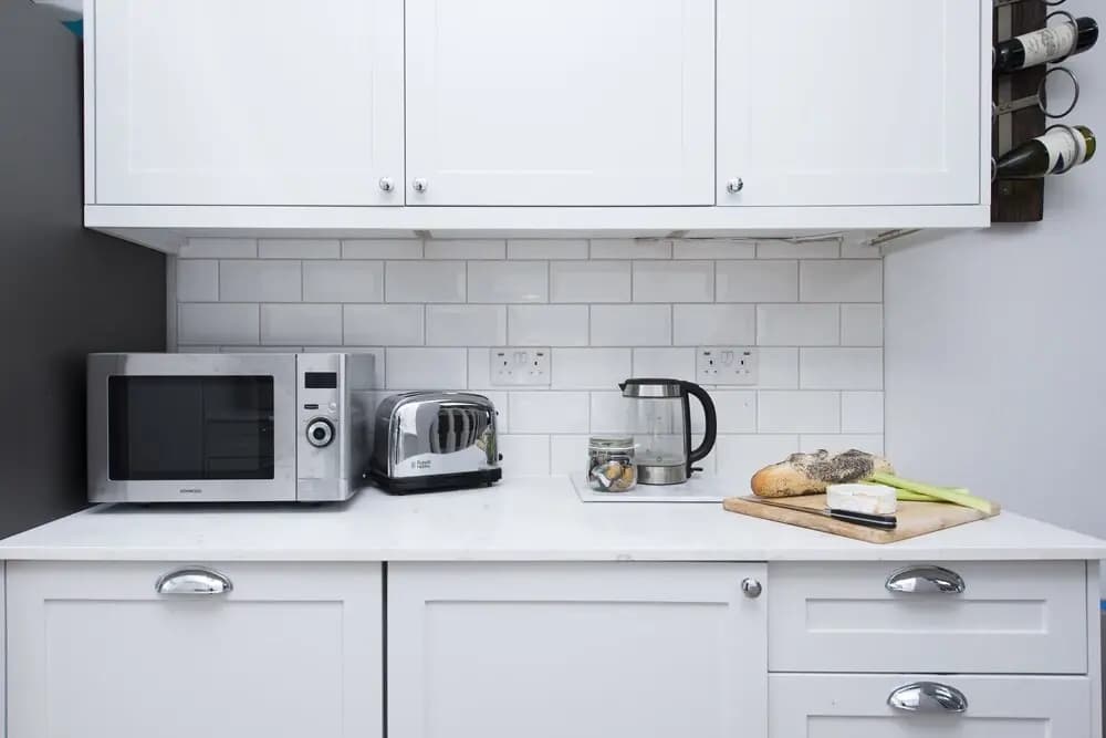 Beautiful 2BR Split Level Fulham Apartment - photo 13
