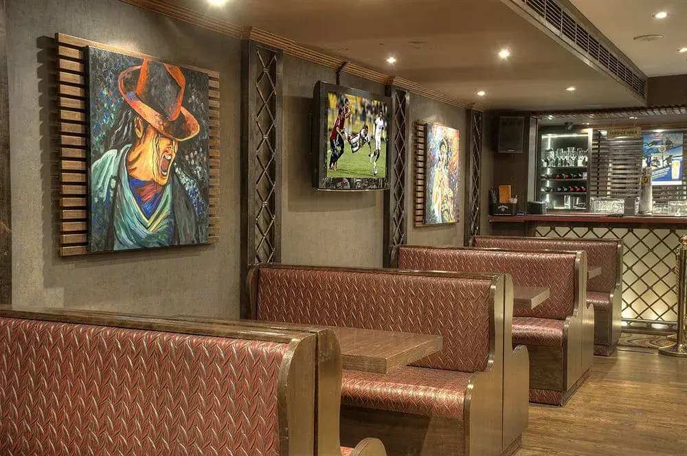 Boutique 7 Hotel & Suites - photo 2