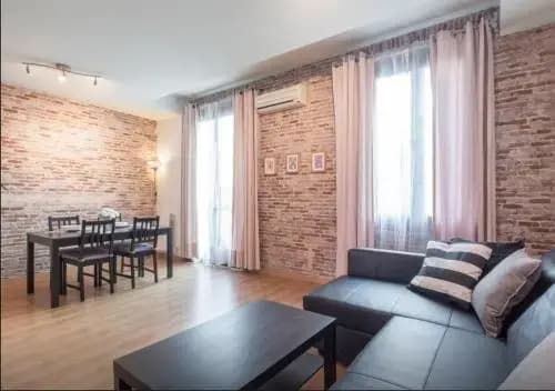 Central Apartment - photo 4