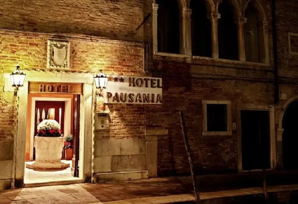 Hotel Pausania - photo 1