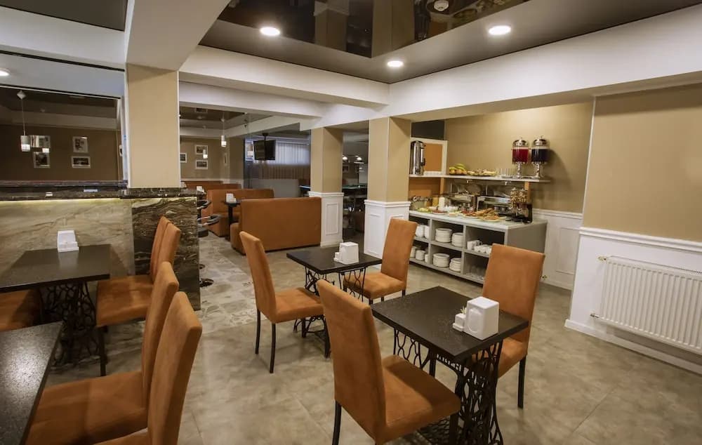 Hotel West - photo 43