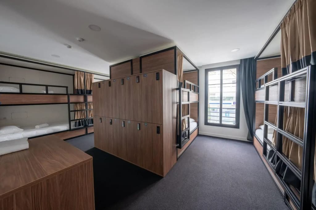 Beau M Paris Hostel - photo 15