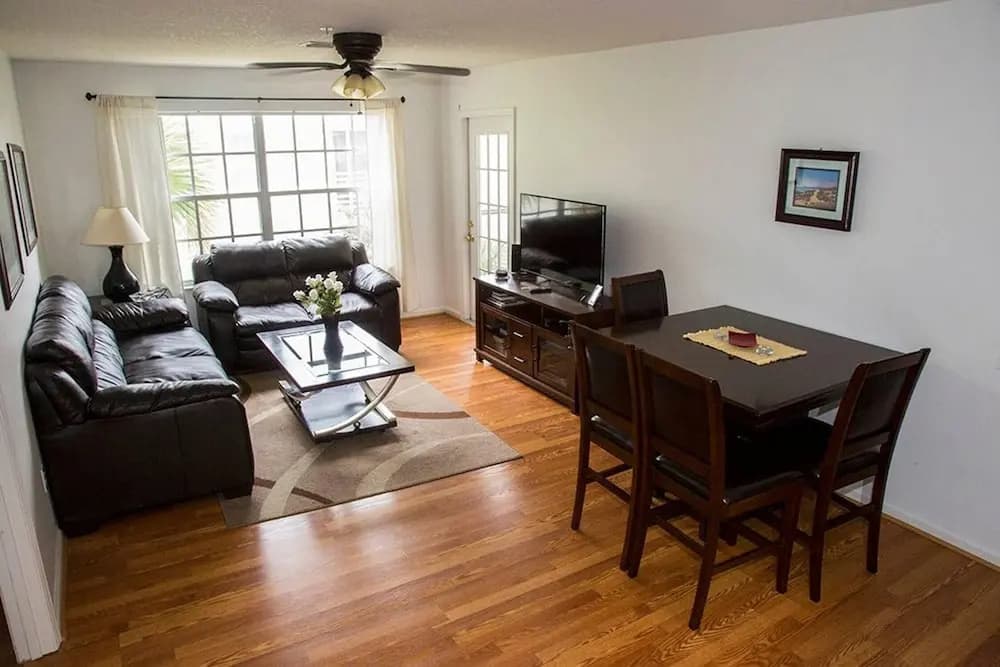Southpointe 219 Condo - photo 3
